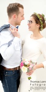 Hochzeit, Trauung, Böblingen, Standesamt, Braut, Paar, Strauss, Bräutigam, weiß